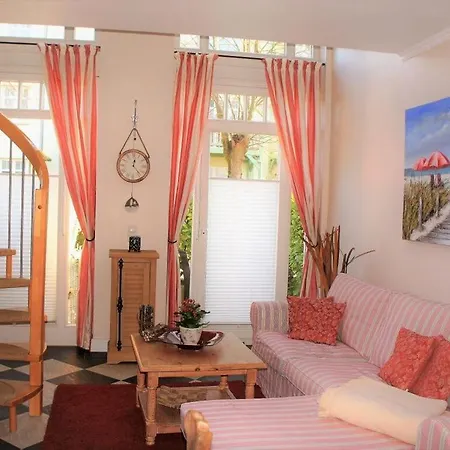 8 In Miramare Comfortable Holiday