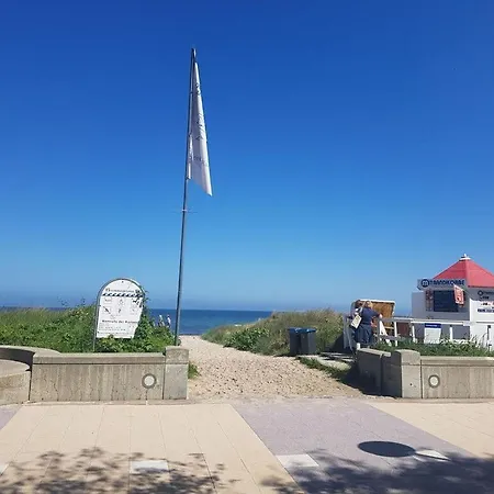 8 In Miramare Comfortable Holiday Holiday home Kuehlungsborn