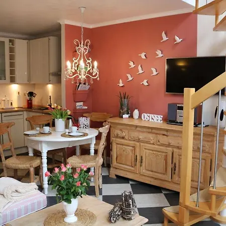 8 In Miramare Comfortable Tatil Evi *